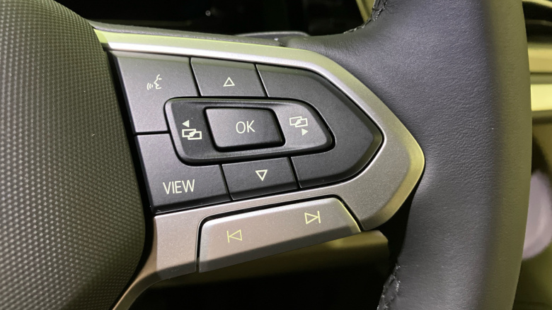 Volkswagen Multivan 2.0 TDI Life 5dr DSG Diesel Estate